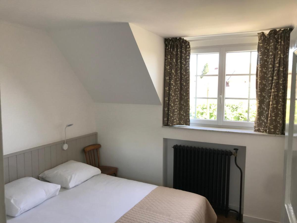 Town House Jumilhac-Le-Grand Villa Bagian luar foto