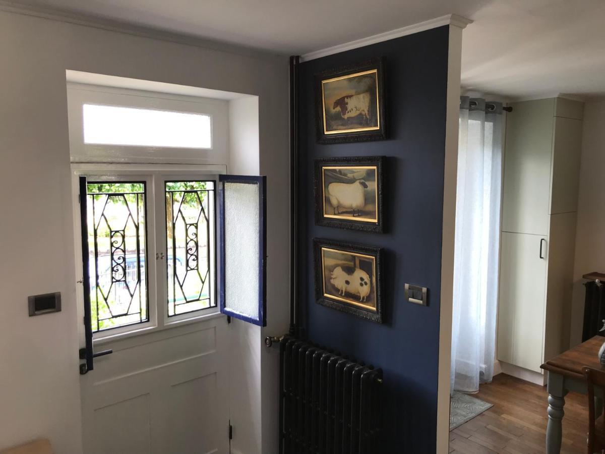 Town House Jumilhac-Le-Grand Villa Bagian luar foto