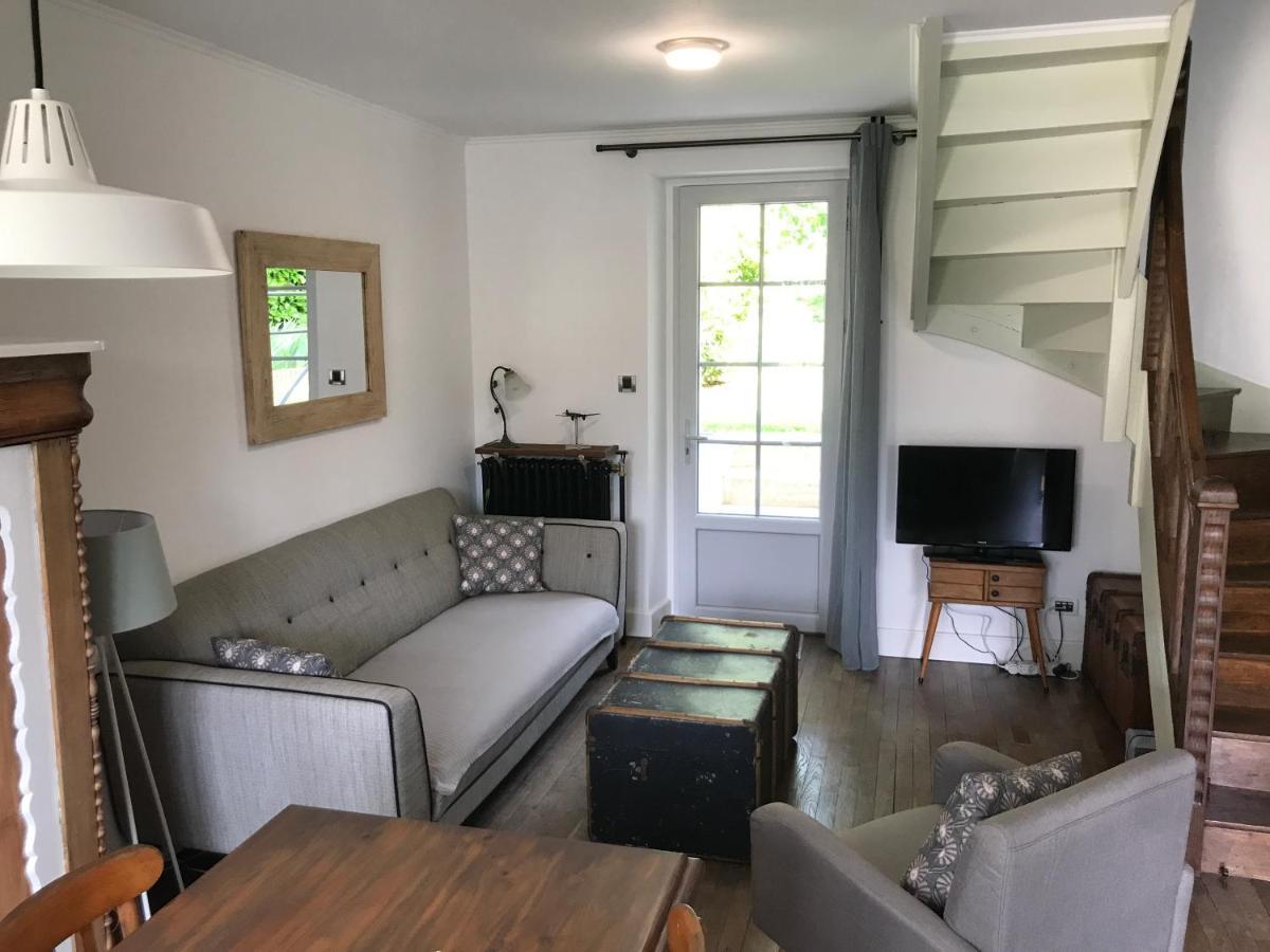 Town House Jumilhac-Le-Grand Villa Bagian luar foto